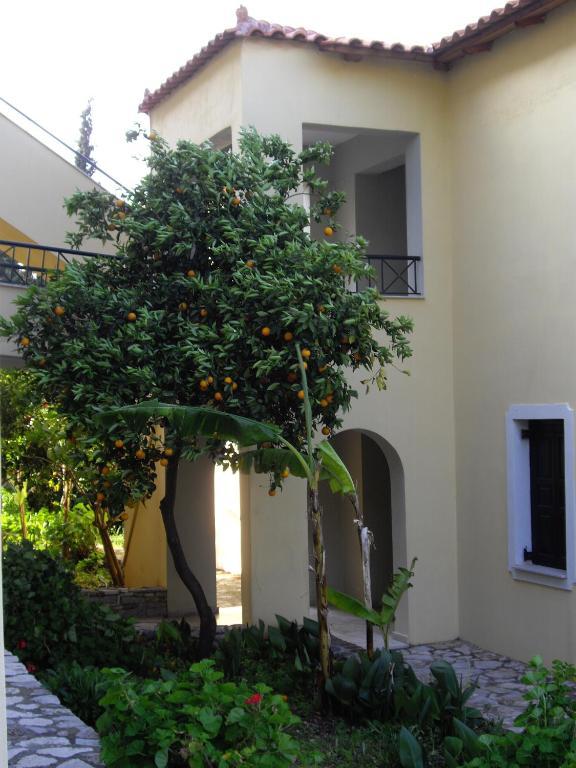 Magda Hotel Apartments Epidaurus Exterior photo